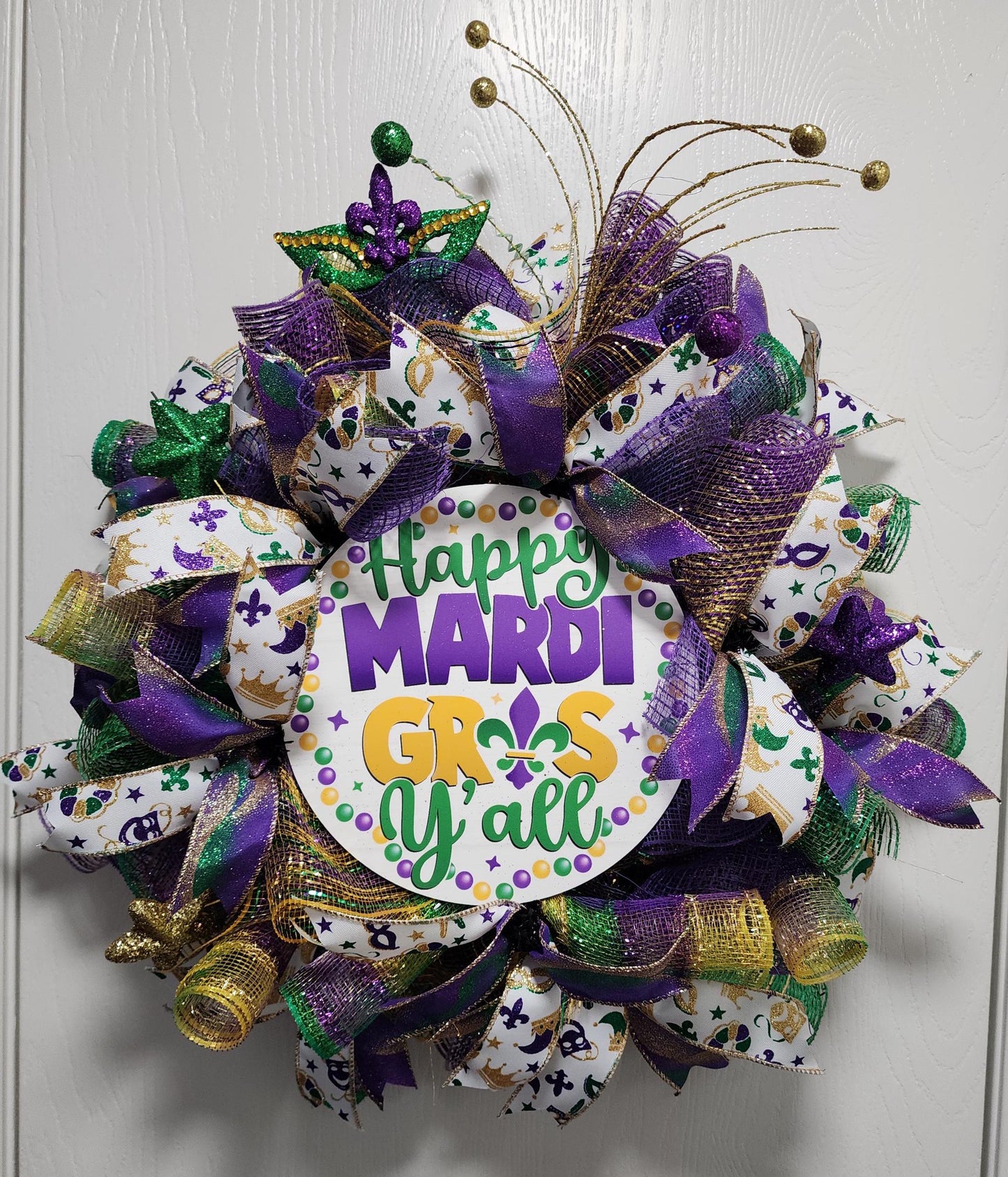 Happy Mardi Gras Mesh Wreath