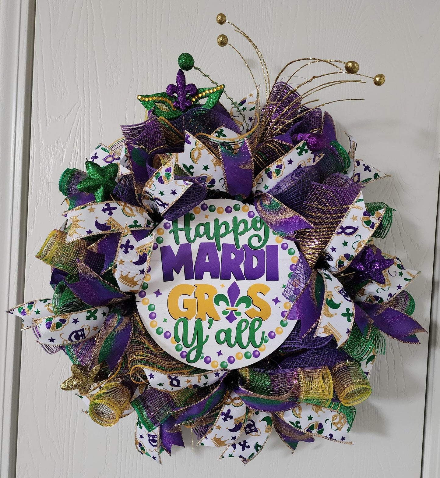 Happy Mardi Gras Mesh Wreath