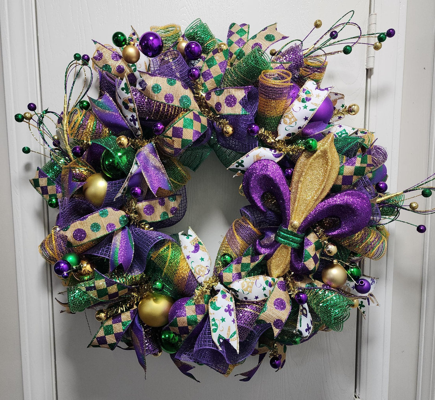 Mardi Gras Celebration Mesh Wreath