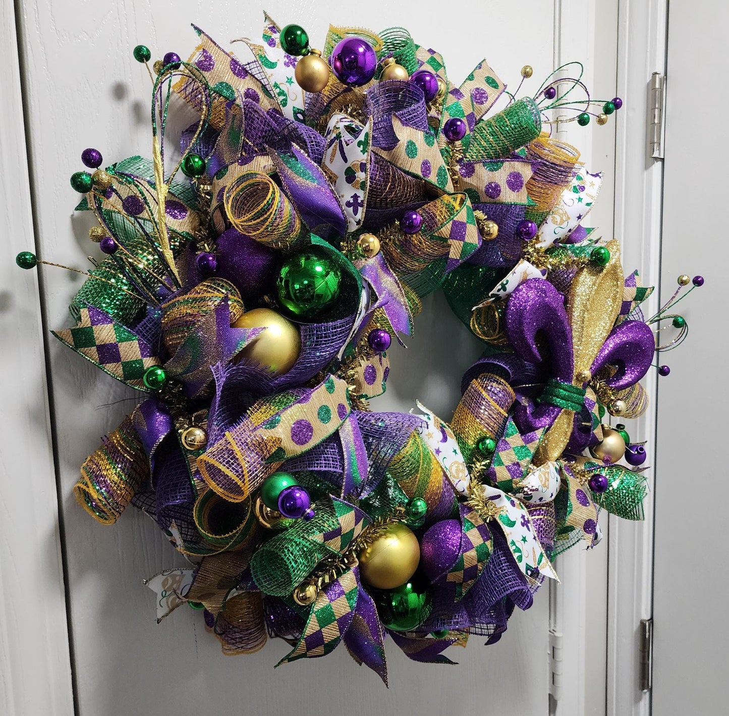 Mardi Gras Celebration Mesh Wreath