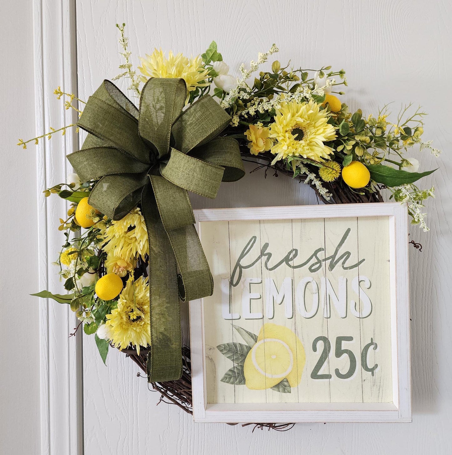 Fresh Lemons Wreath