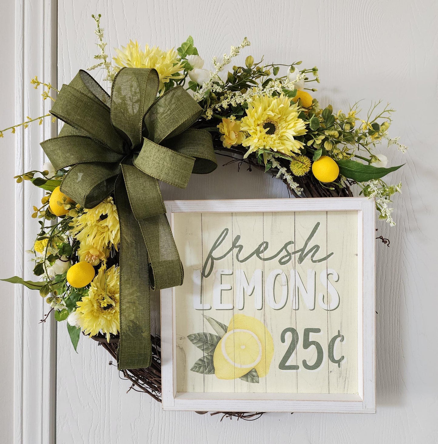Fresh Lemons Wreath