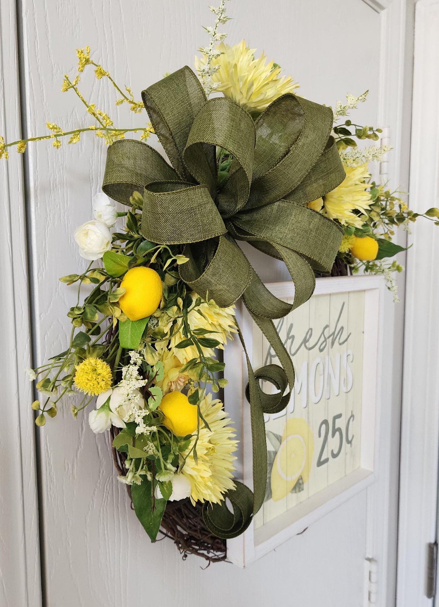 Fresh Lemons Wreath