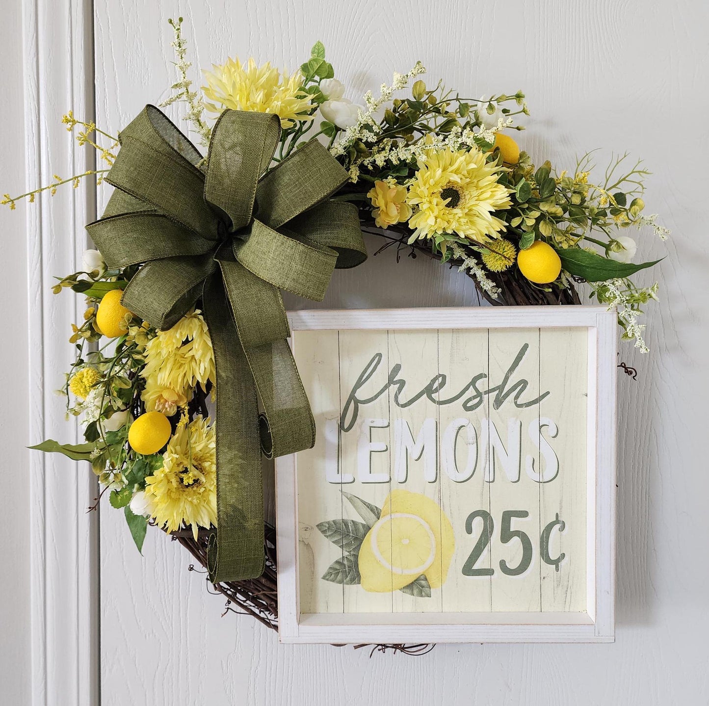 Fresh Lemons Wreath