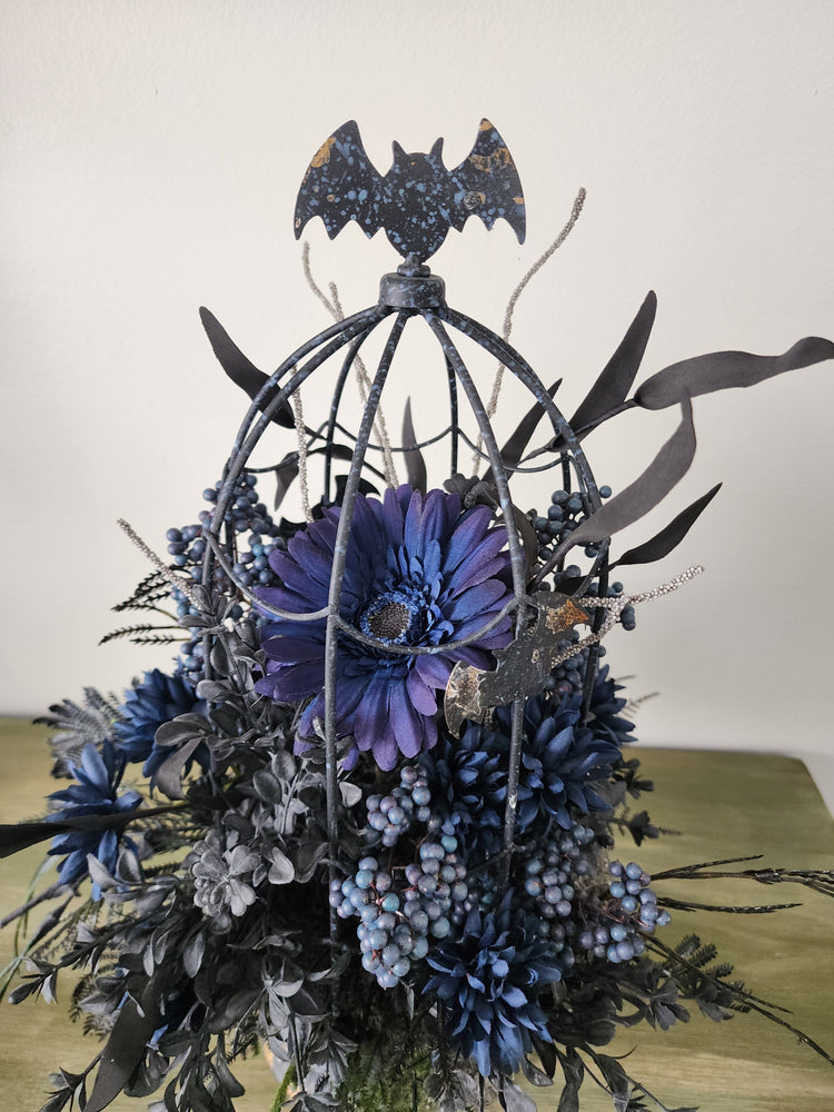 Halloween Wreaths & Arrangements