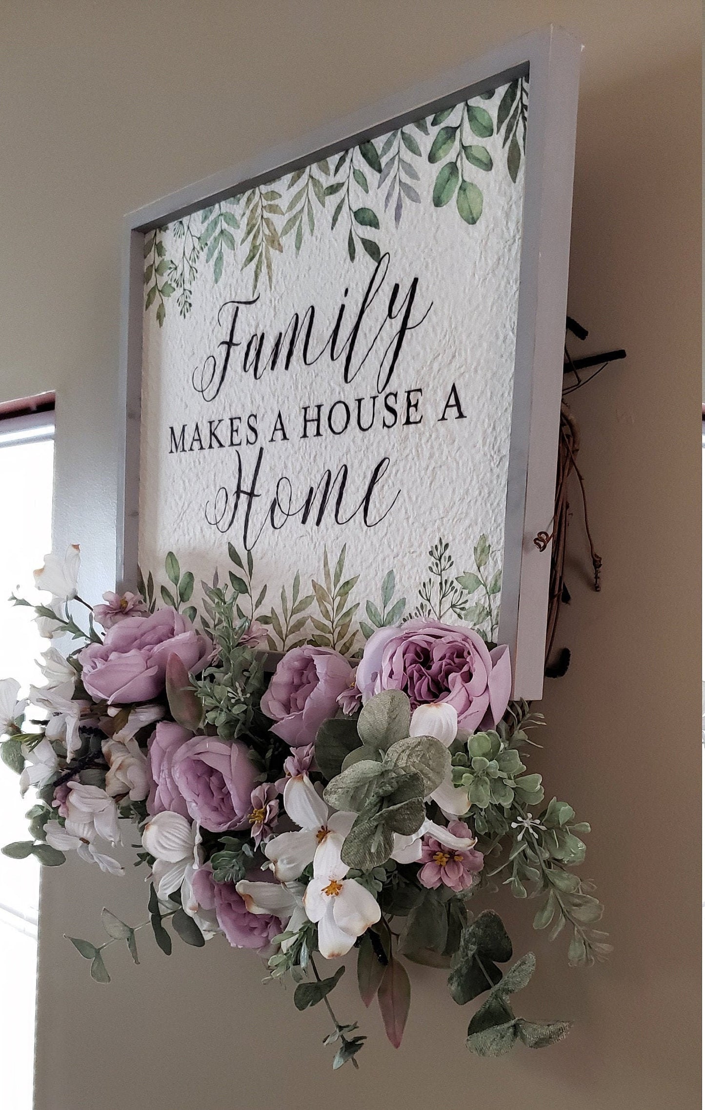 Family Makes a House a Home Wreath/ Wall Sign