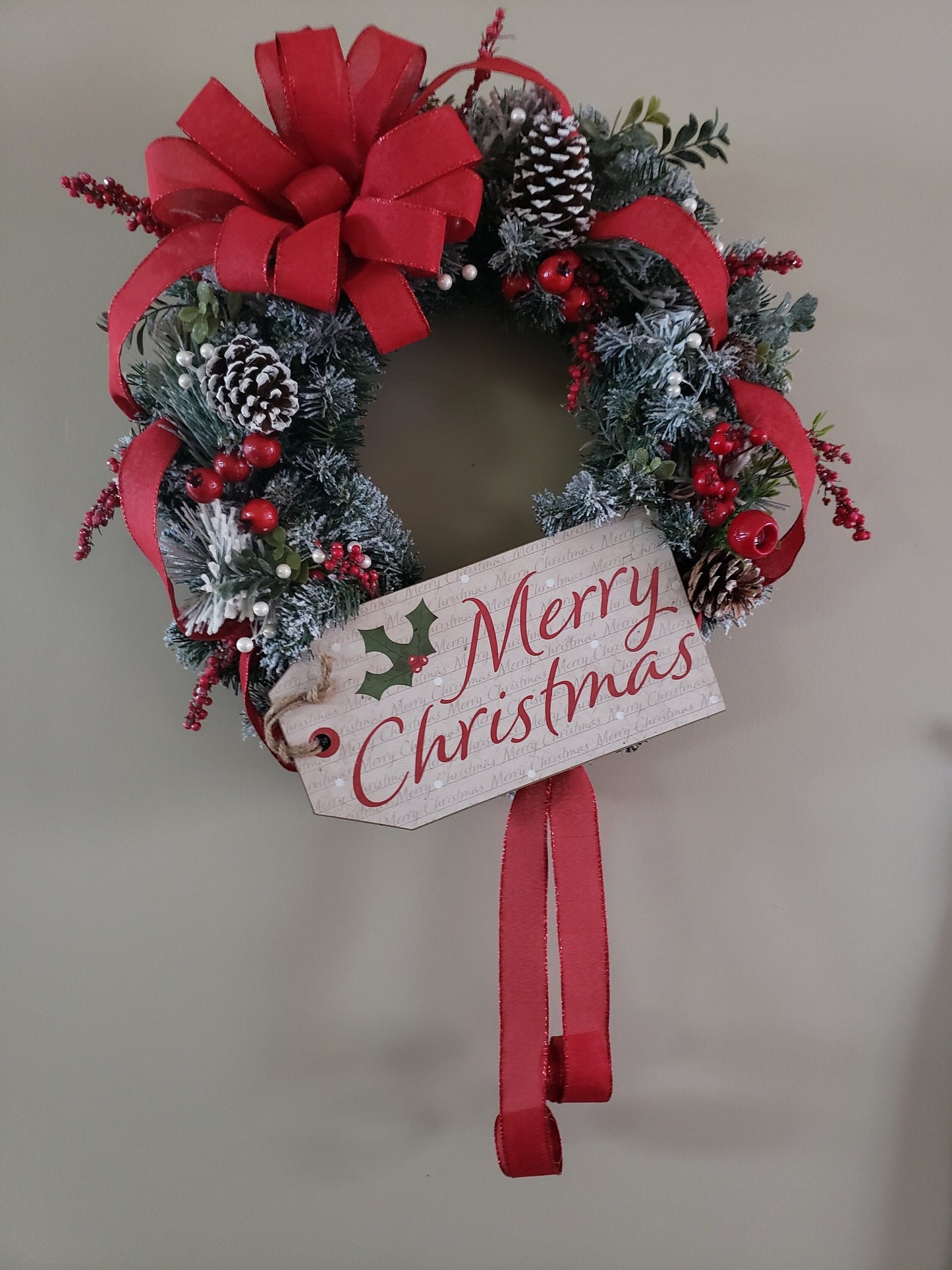 Merry Christmas Tag Evergreen Wreath