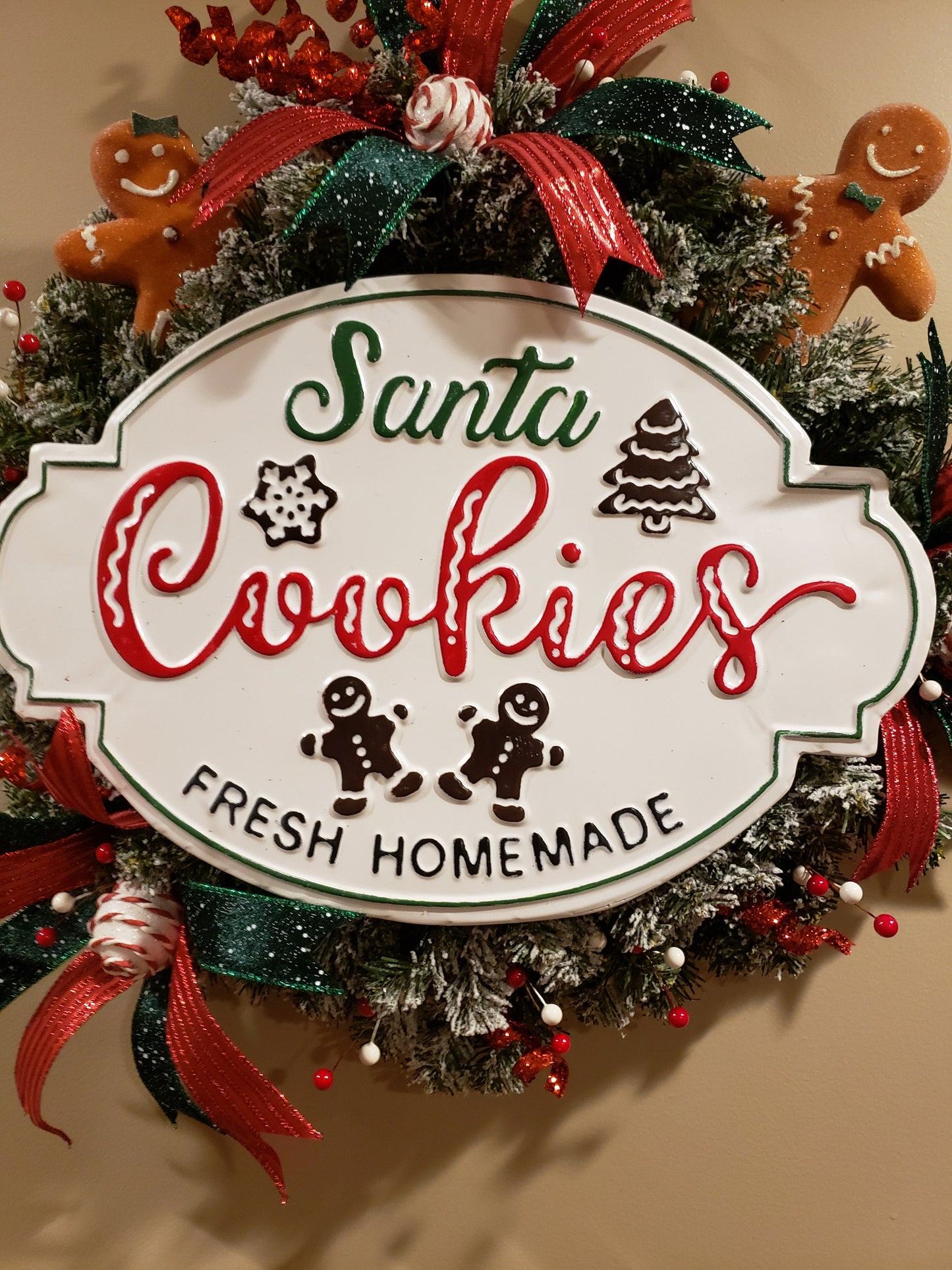 Santa Cookies Flocked Evergreen Wreath