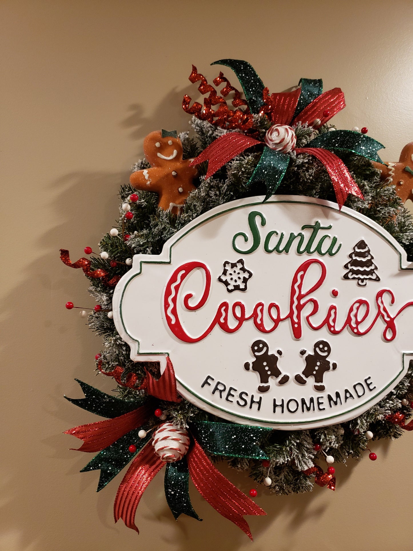 Santa Cookies Flocked Evergreen Wreath