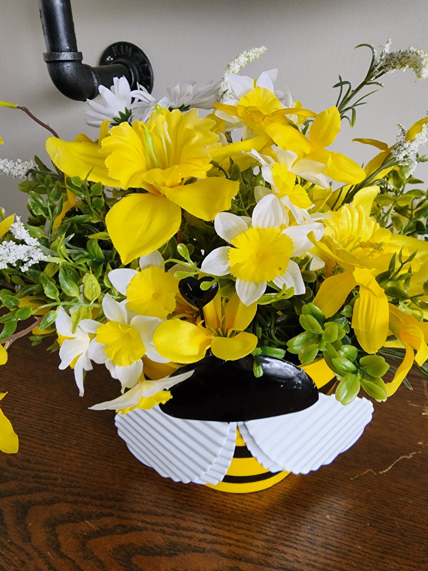 Bumblebee Arrangement