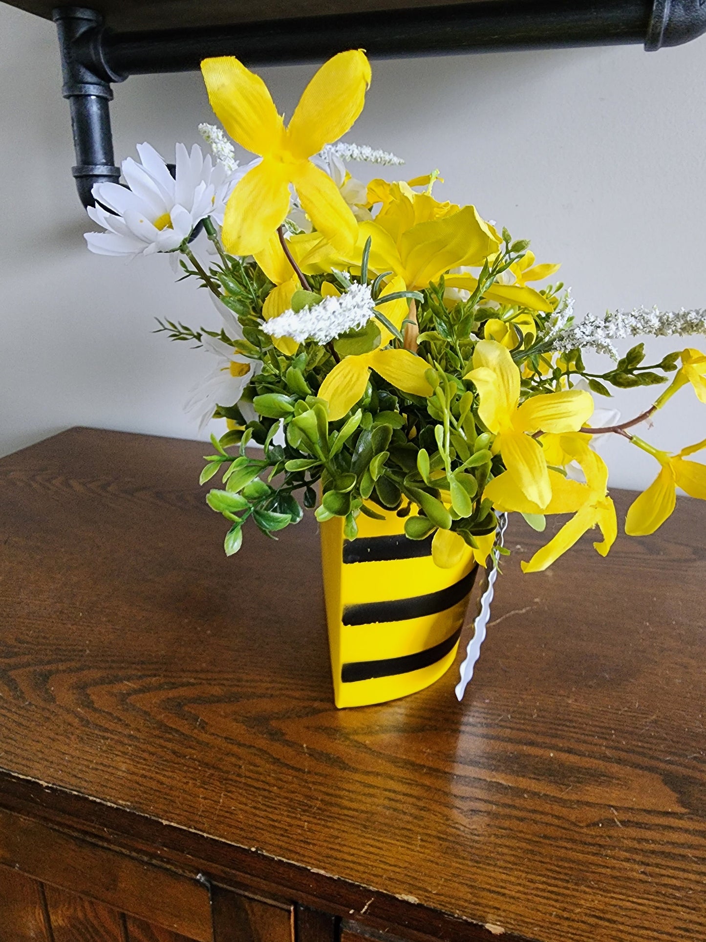 Bumblebee Arrangement