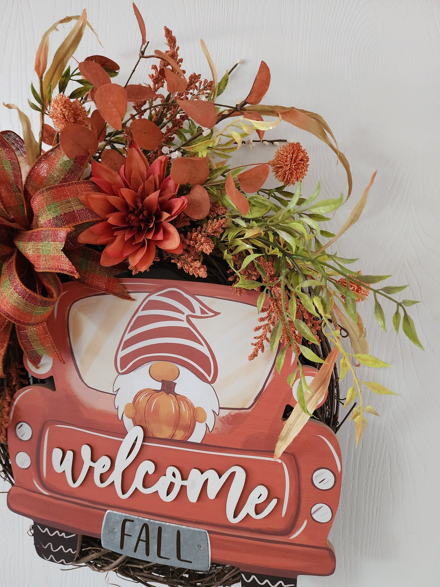 Welcome Fall Gnome Wreath