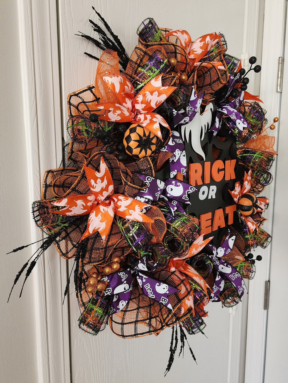 Trick or Treat Halloween Wreath