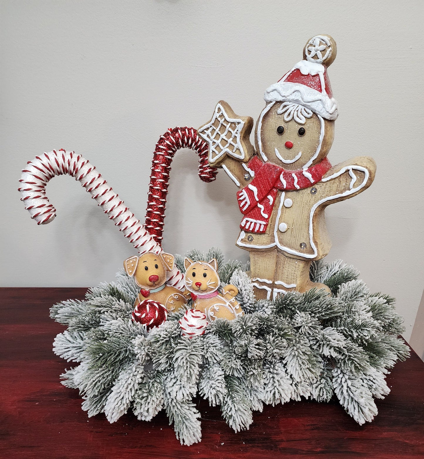 Lighted Gingerbread Family Centerpiece