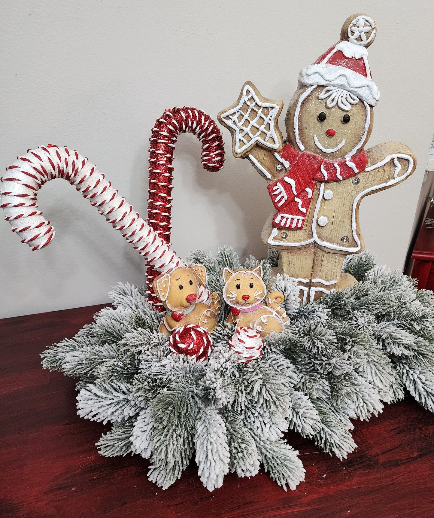 Lighted Gingerbread Family Centerpiece