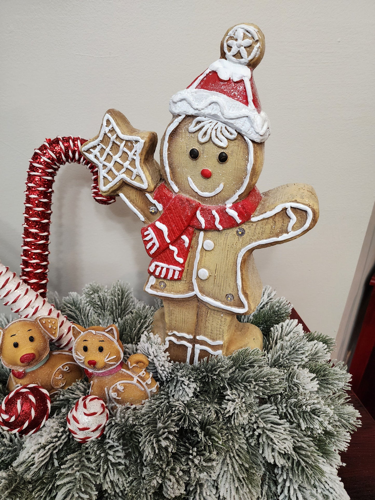 Lighted Gingerbread Family Centerpiece