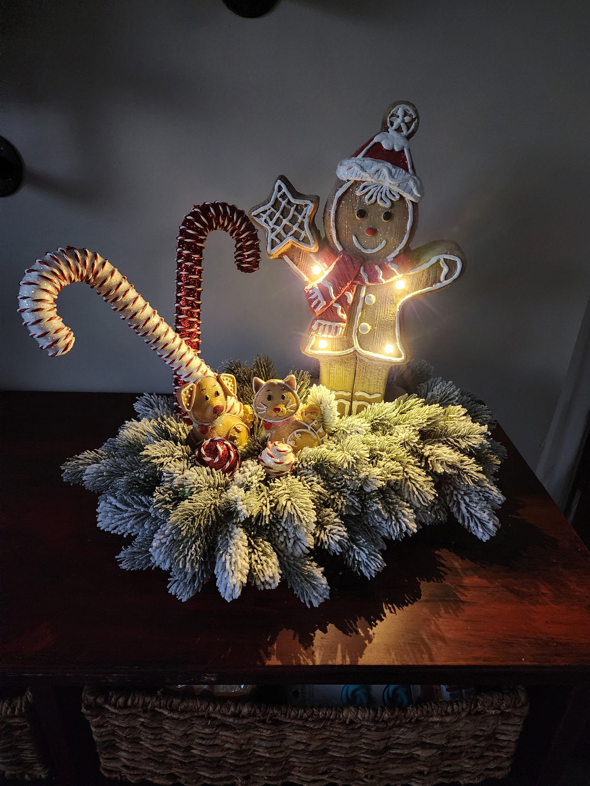 Lighted Gingerbread Family Centerpiece