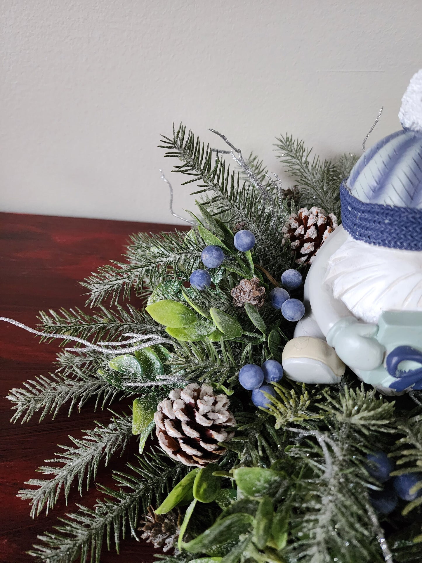 Gift Giving Winter Gnome