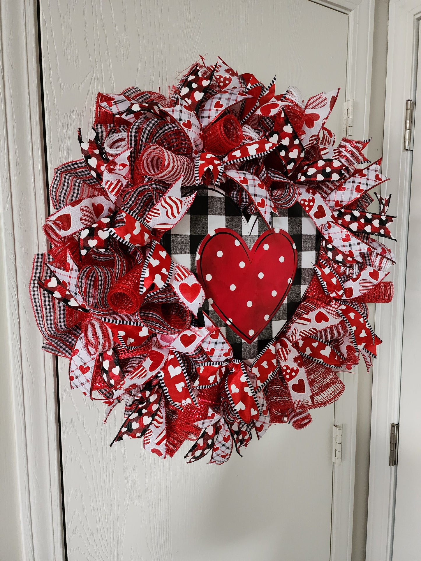 Deco Mesh Gingham Heart Wreath