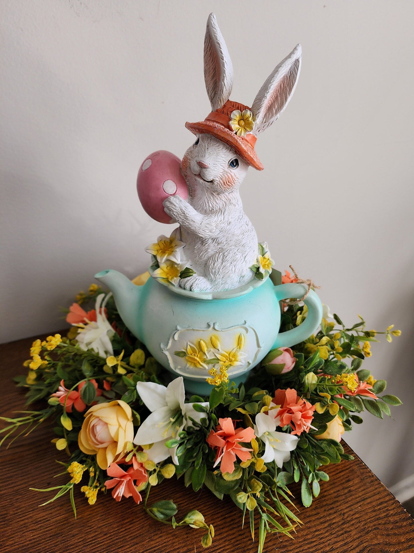 Tea Loving Bunny Centerpiece