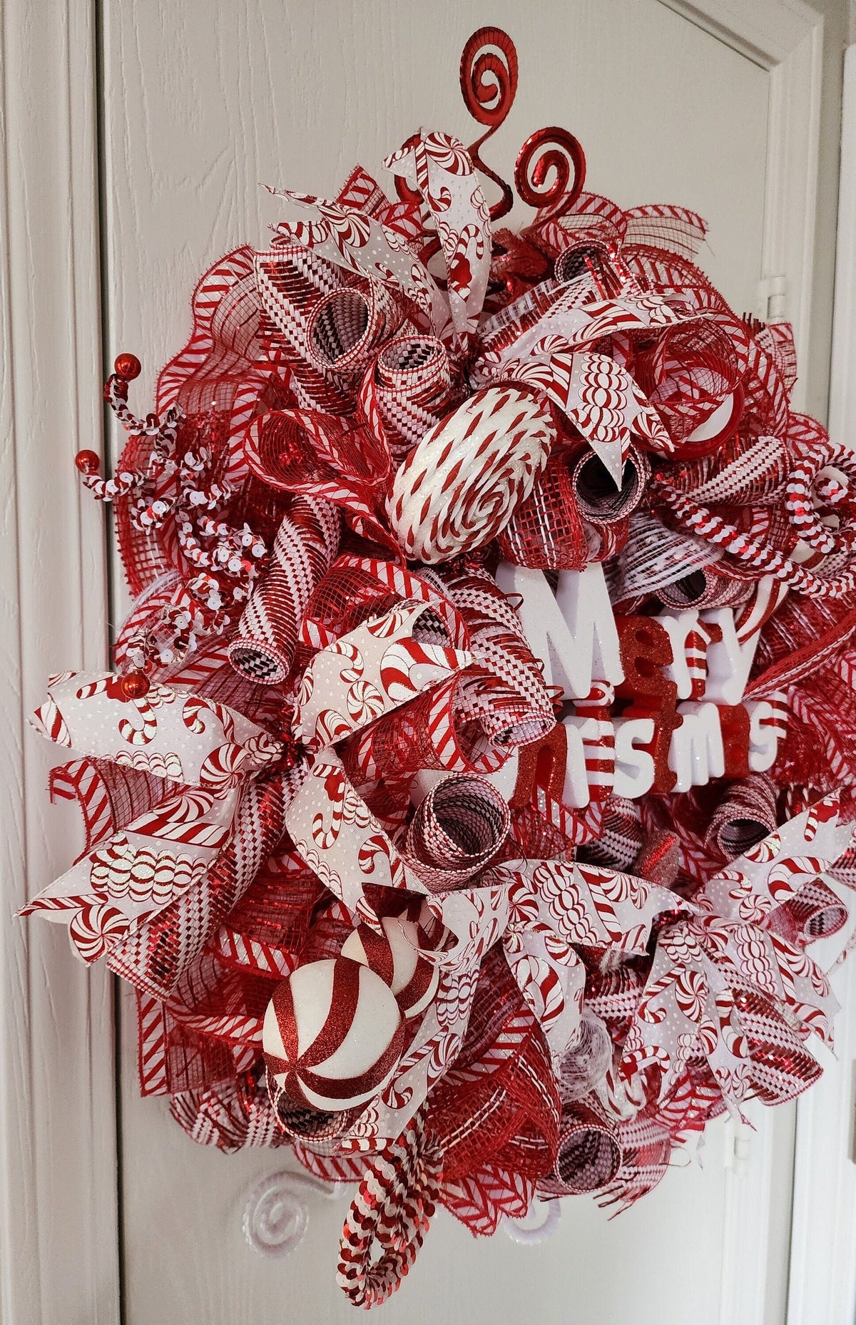 Peppermint Christmas Mesh Wreath