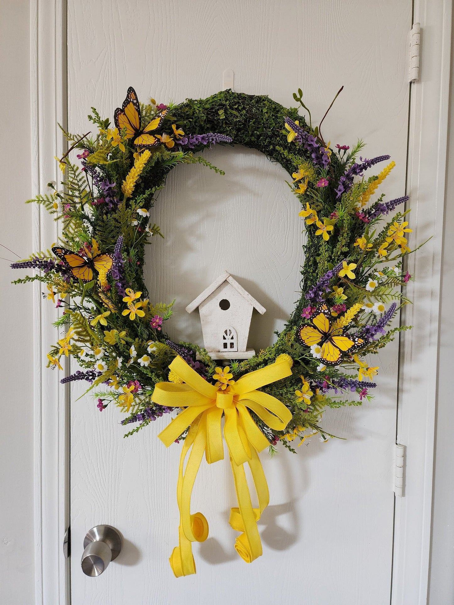 Summery Birdhouse Wreath