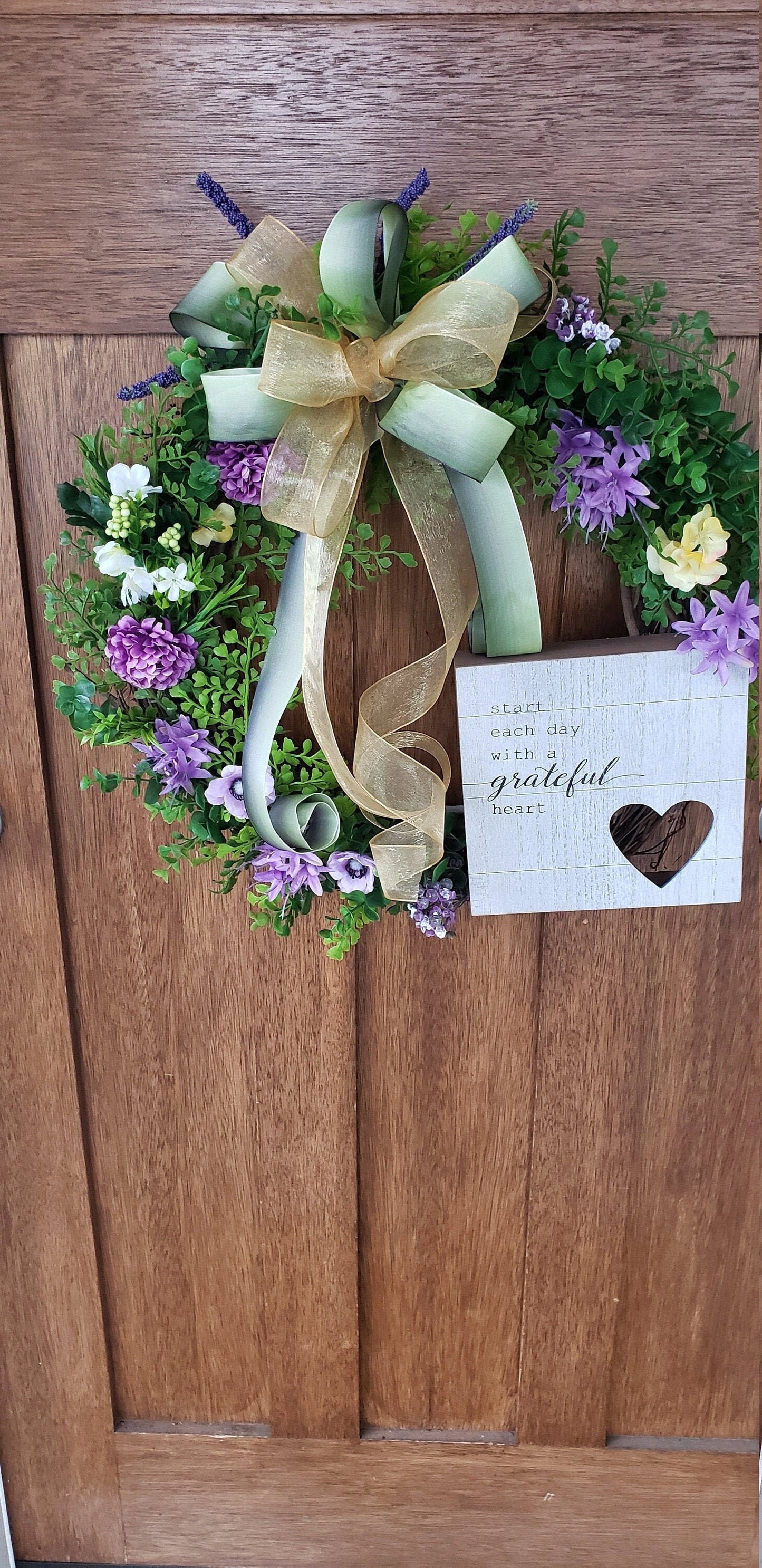 Grateful Heart Wreath | Heartwarming & Inspirational Wreath | Interior/Exterior Wreath