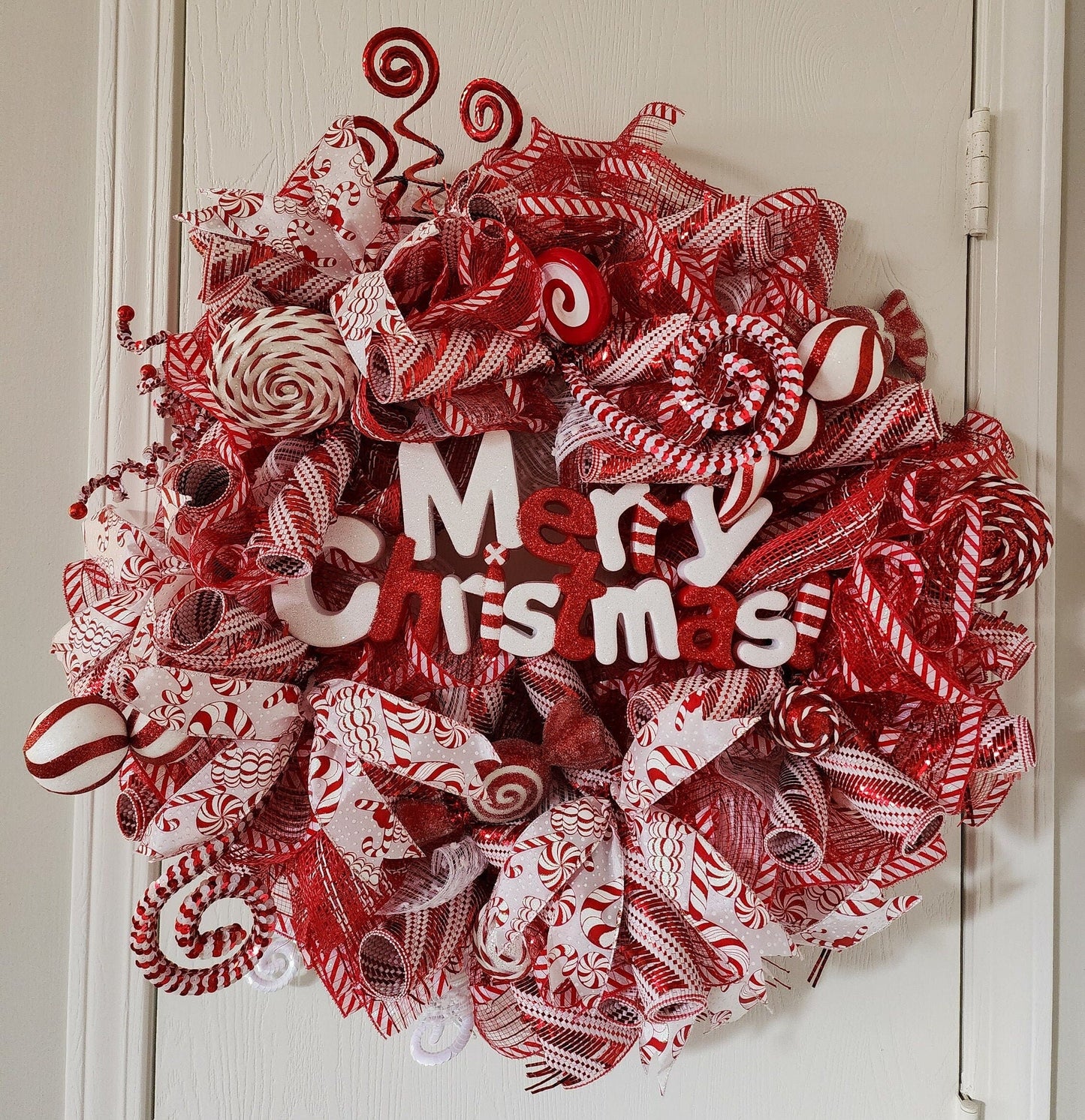 Peppermint Christmas Mesh Wreath