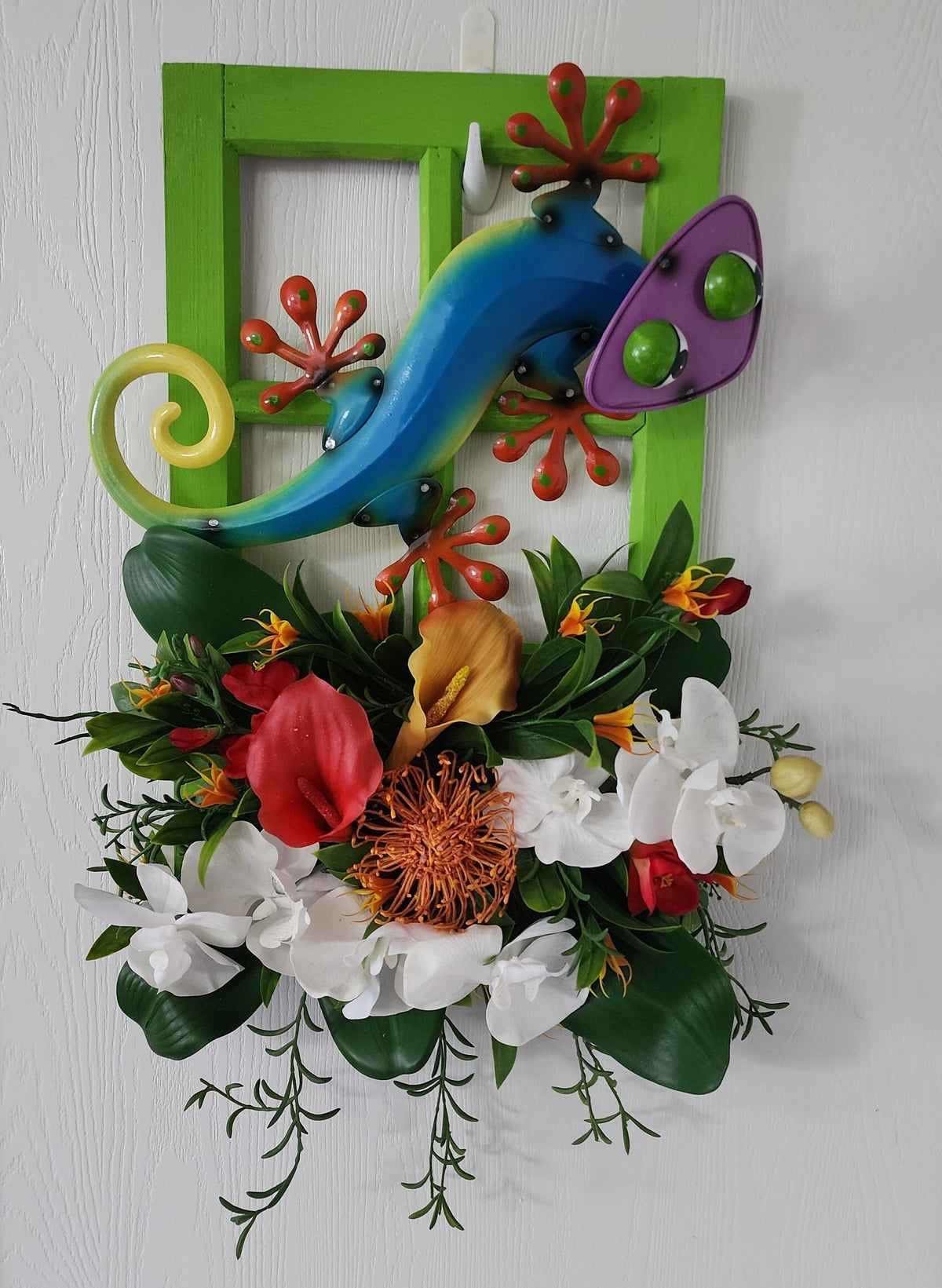 Island Lizard Wall Hanging