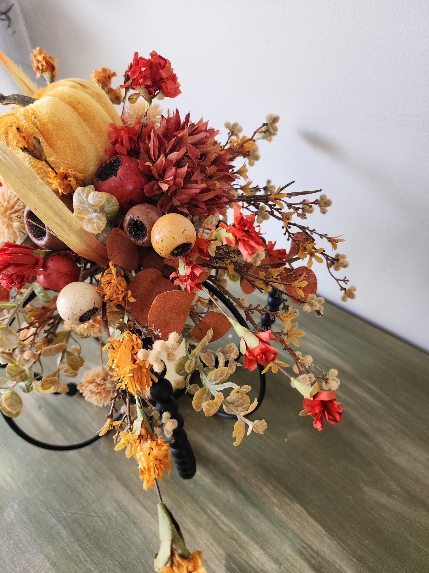 Bead and Wire Pumpkin Centerpiece