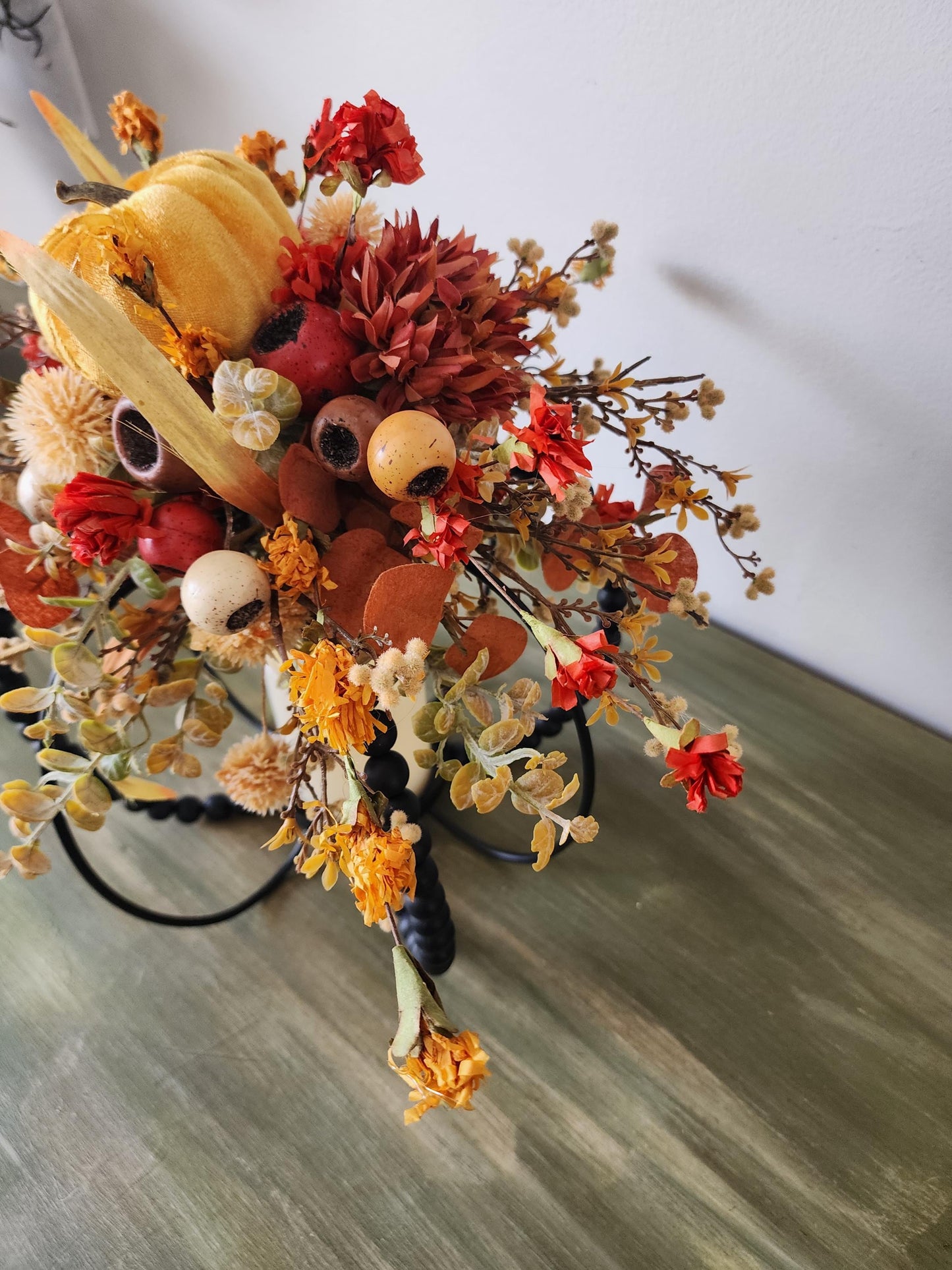 Bead and Wire Pumpkin Centerpiece