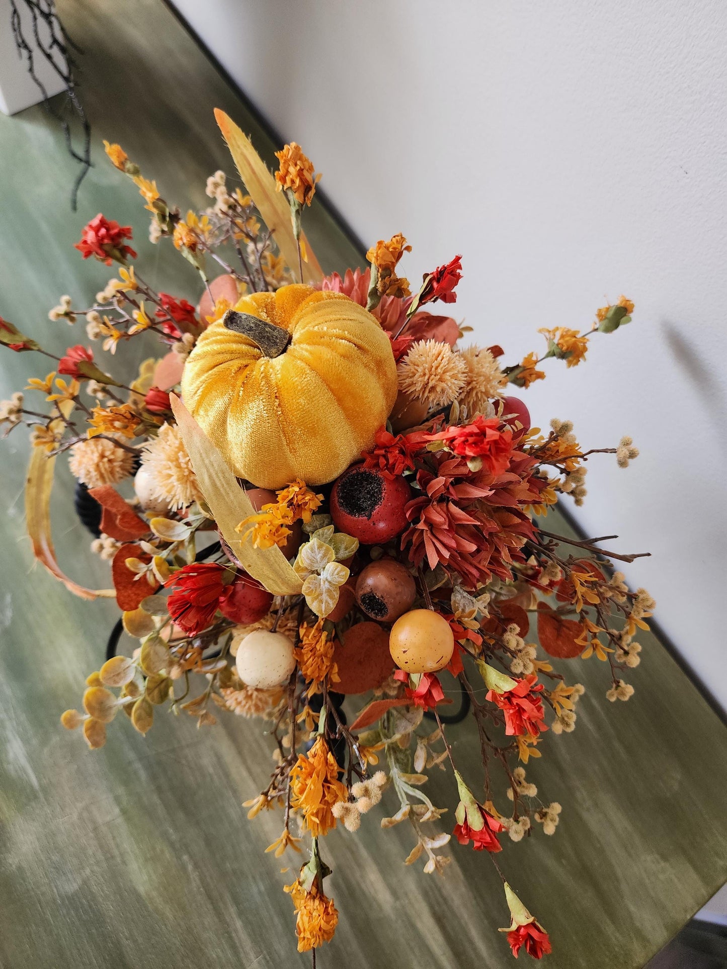 Bead and Wire Pumpkin Centerpiece