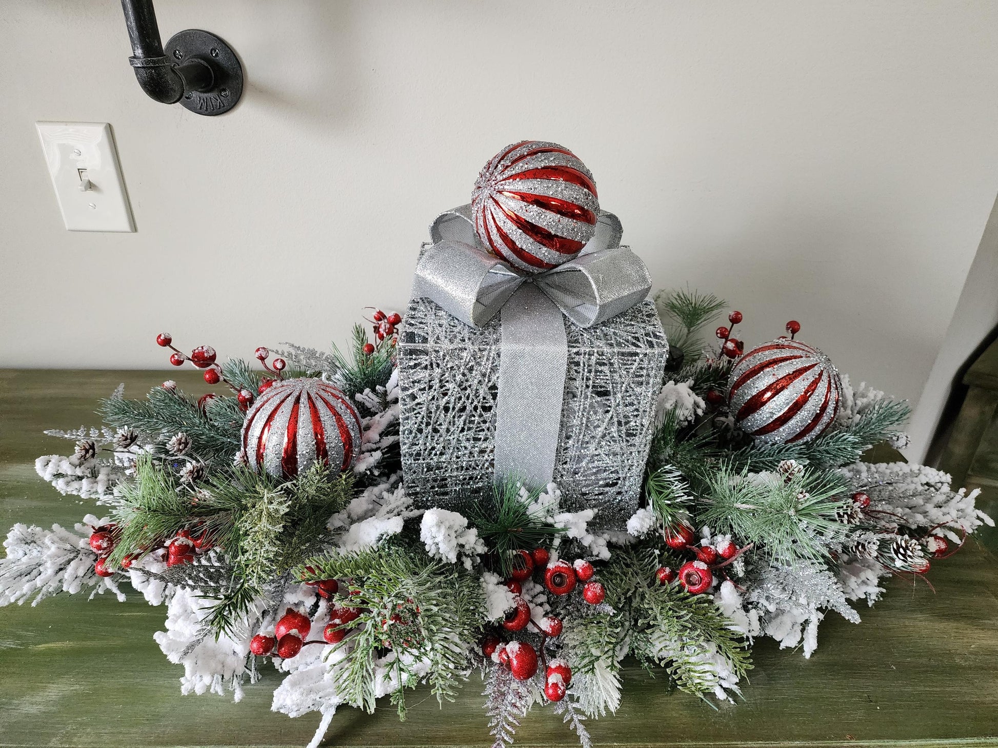 Silver Gift Box Centerpiece