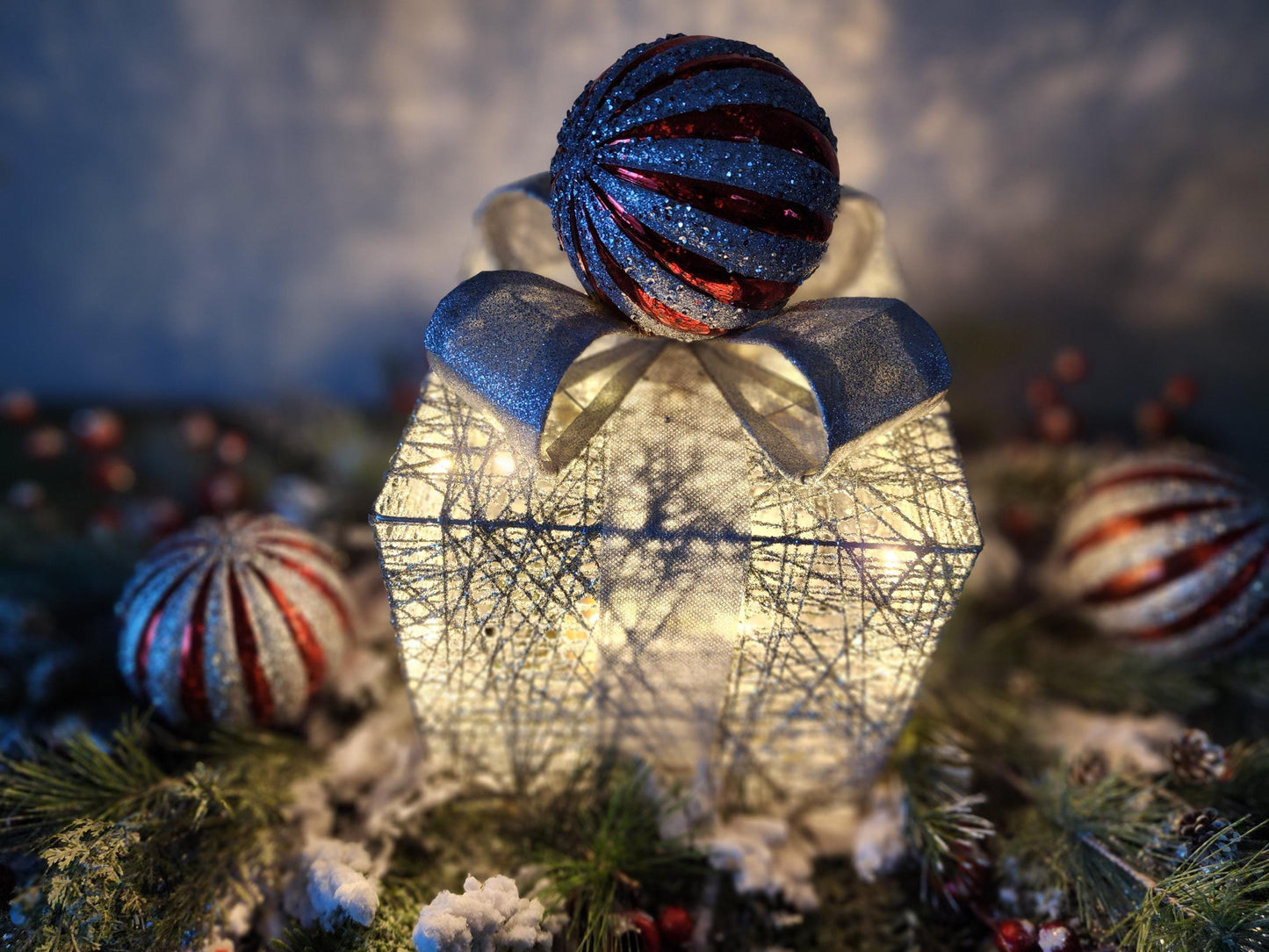 Silver Gift Box Centerpiece