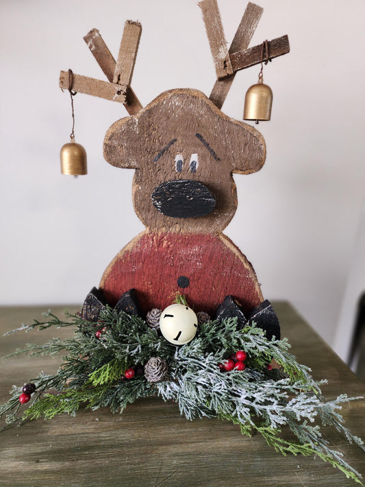 Wooden Reindeer Sitter Arrangement