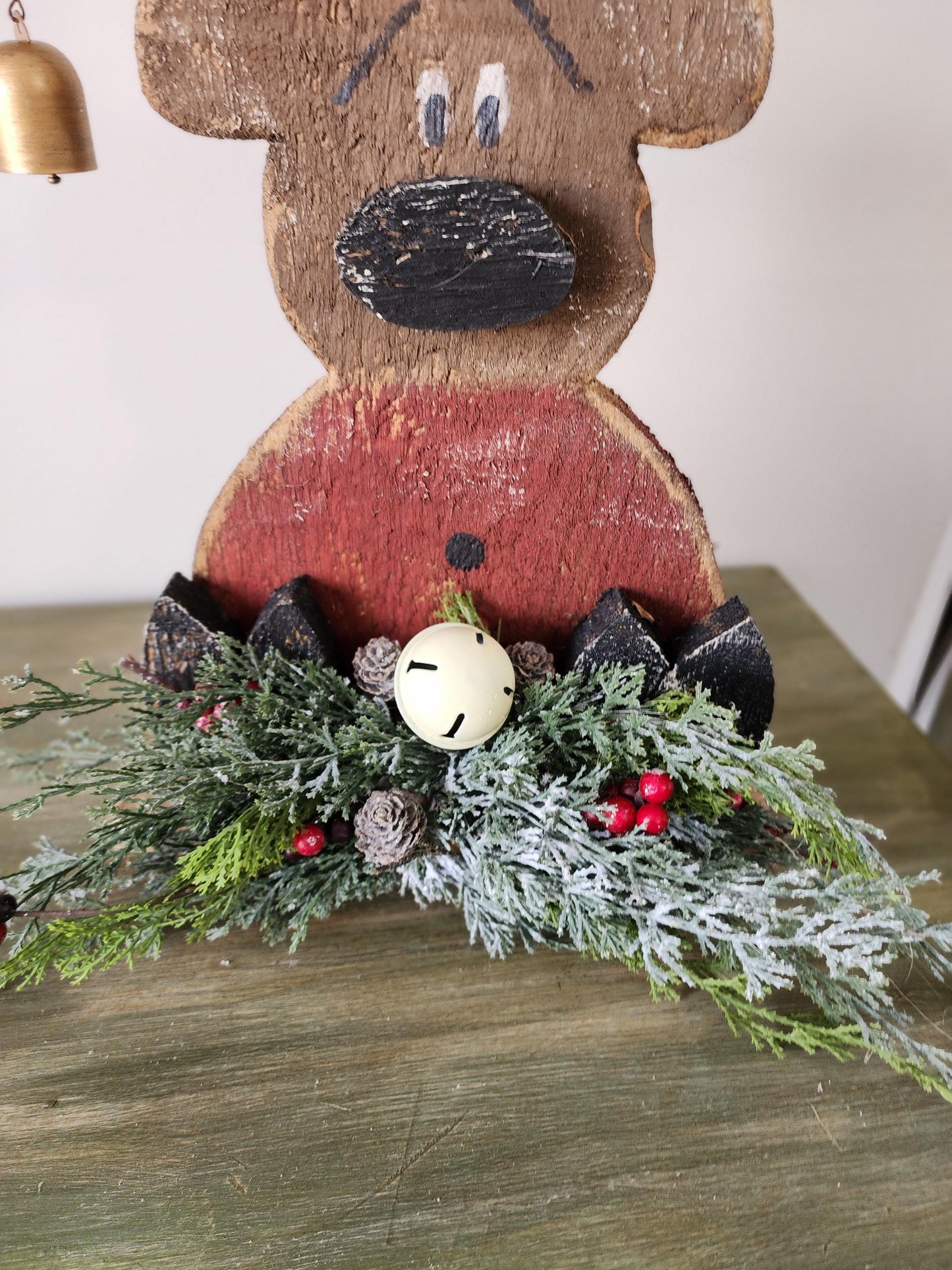 Wooden Reindeer Sitter Arrangement