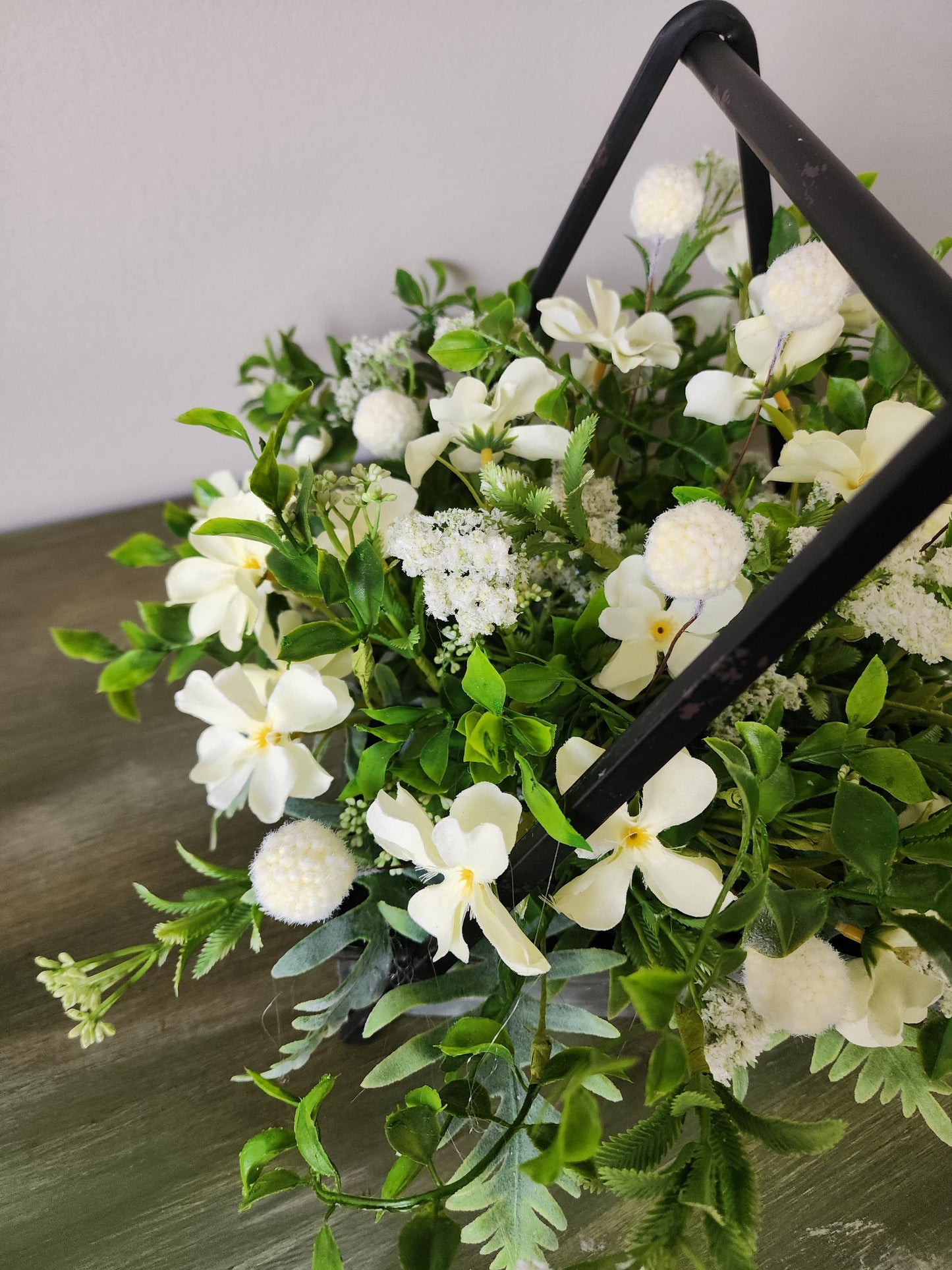 Soft Yellow & Cream A-Frame Style Centerpiece