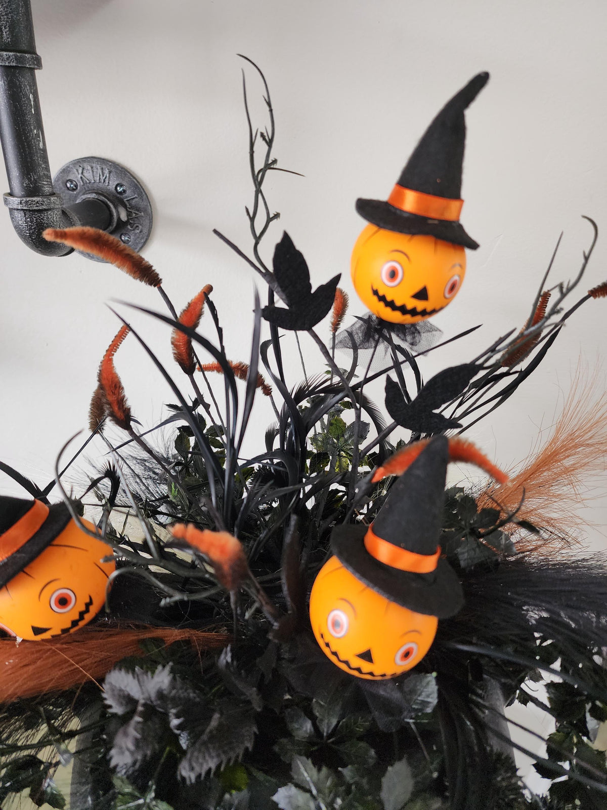 Nostalgic Halloween Cat Tabletop Arrangement