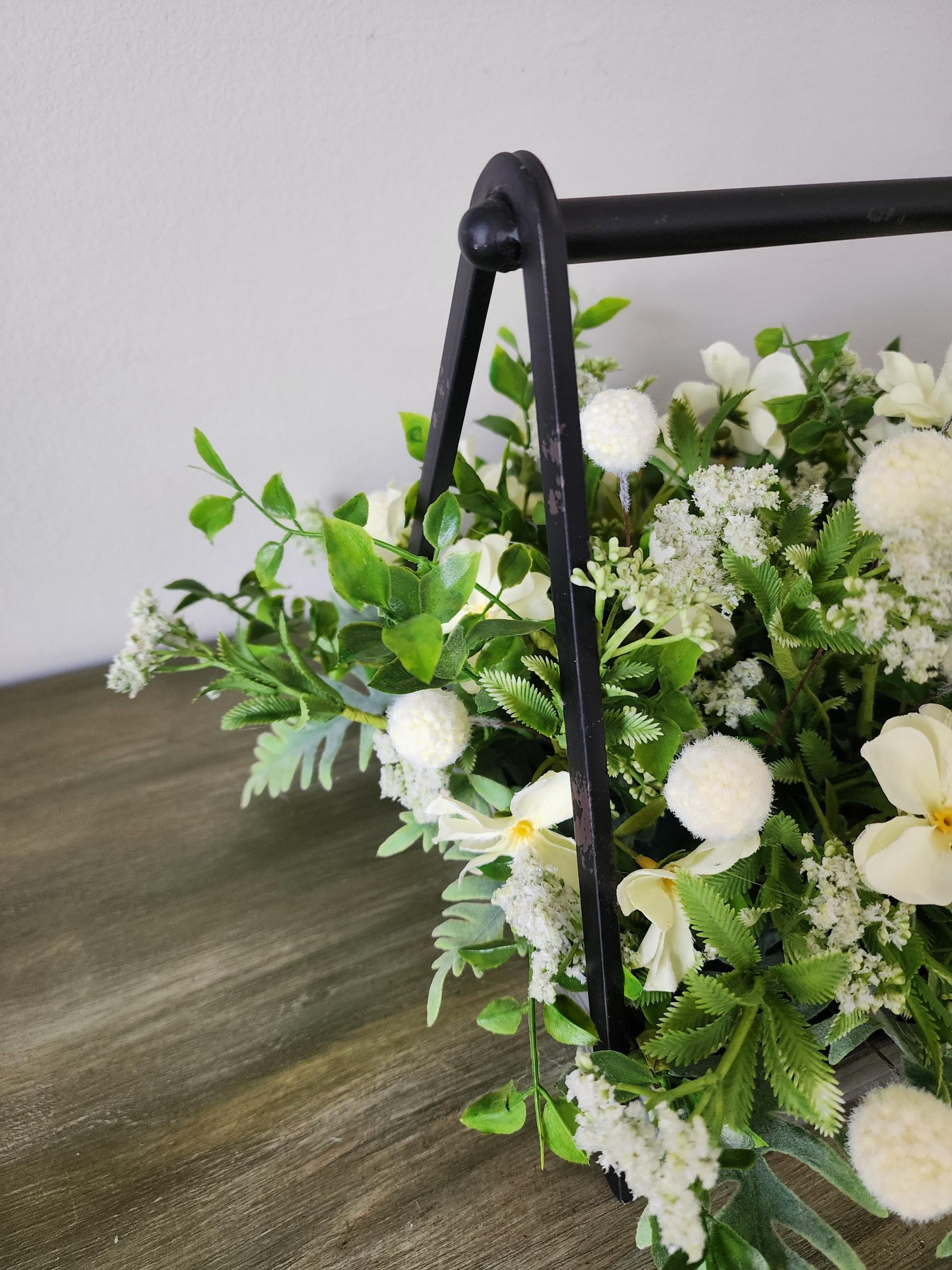 Soft Yellow & Cream A-Frame Style Centerpiece