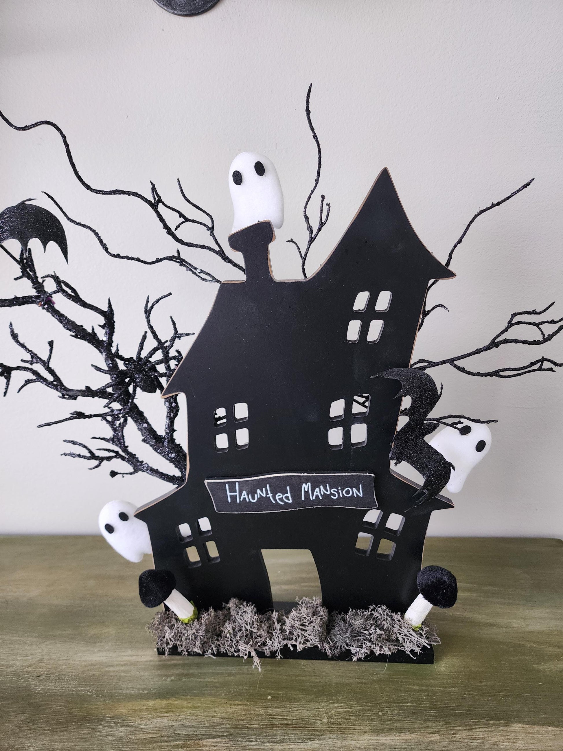 Ghosts of Hollow House