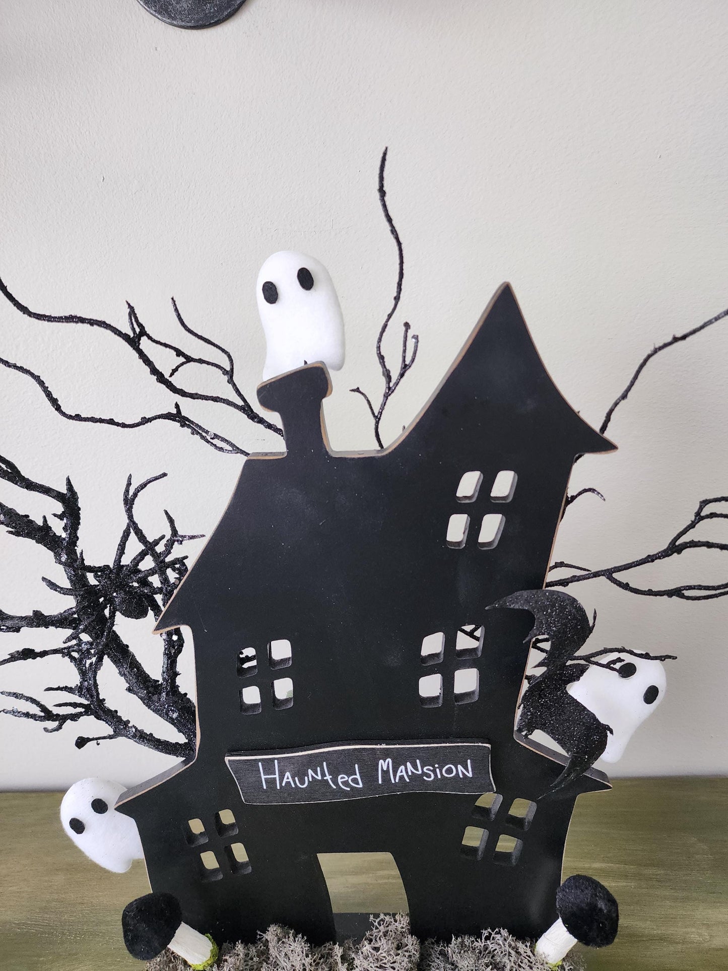 Ghosts of Hollow House