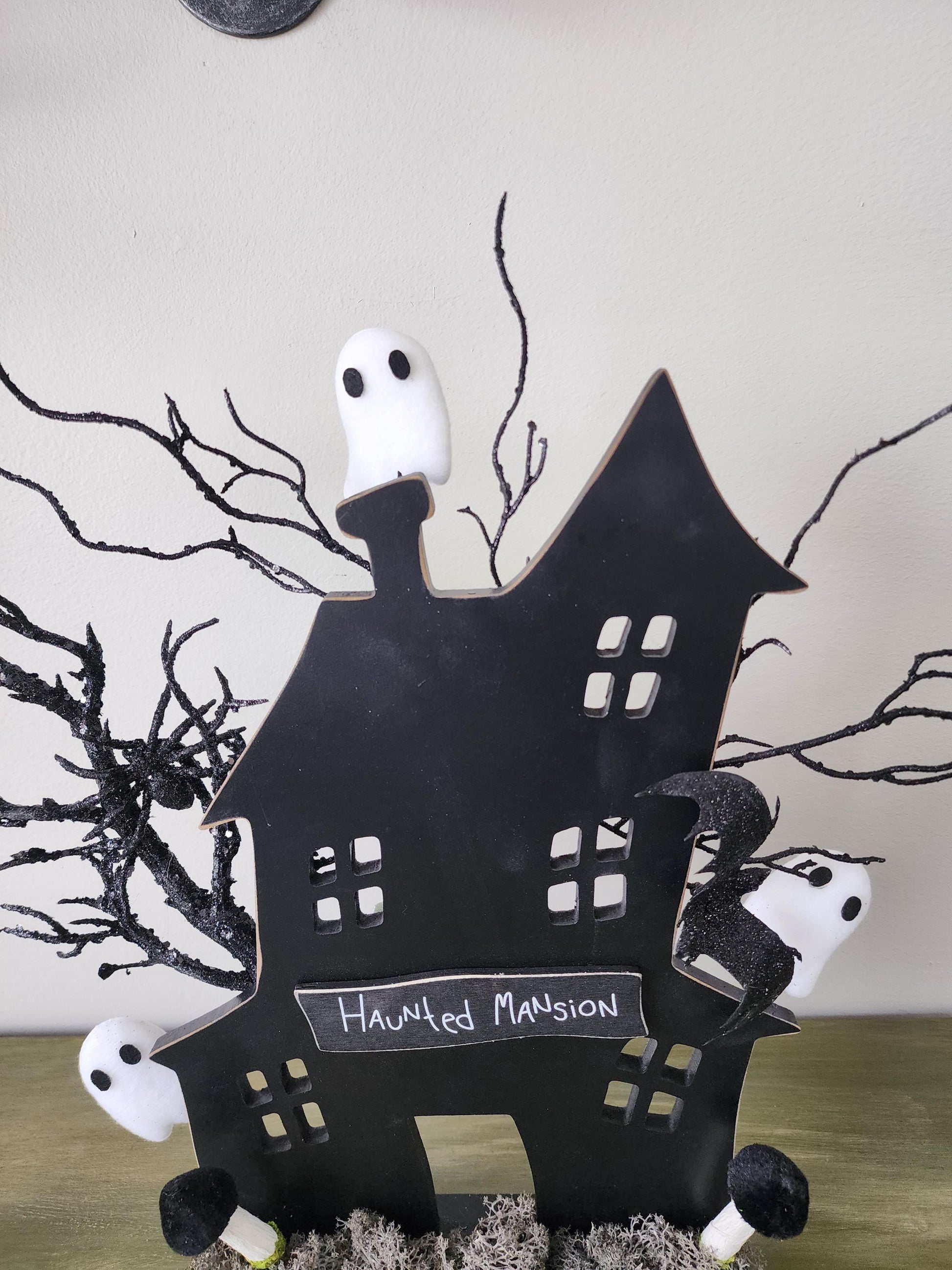 Ghosts of Hollow House