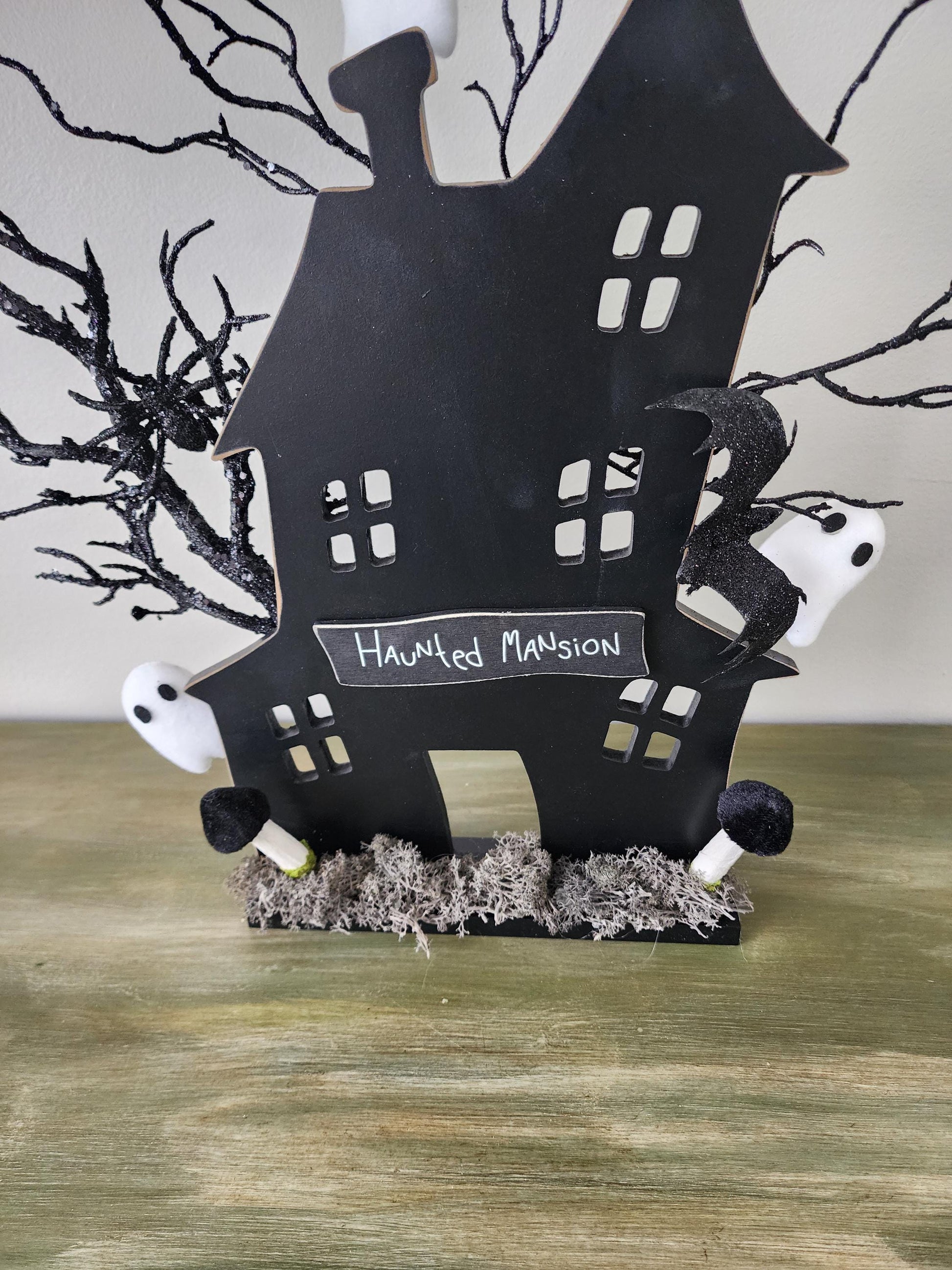 Ghosts of Hollow House