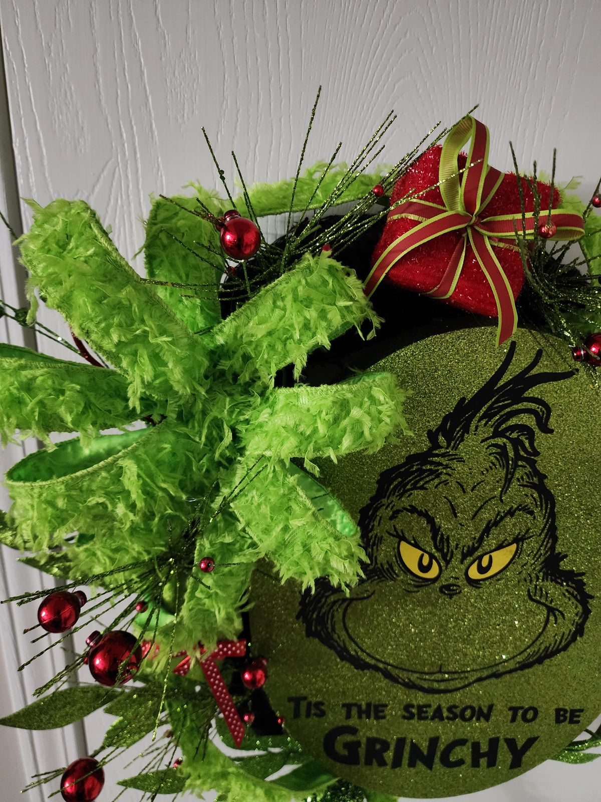 Resting Holiday Face | Fun Christmas Wreath