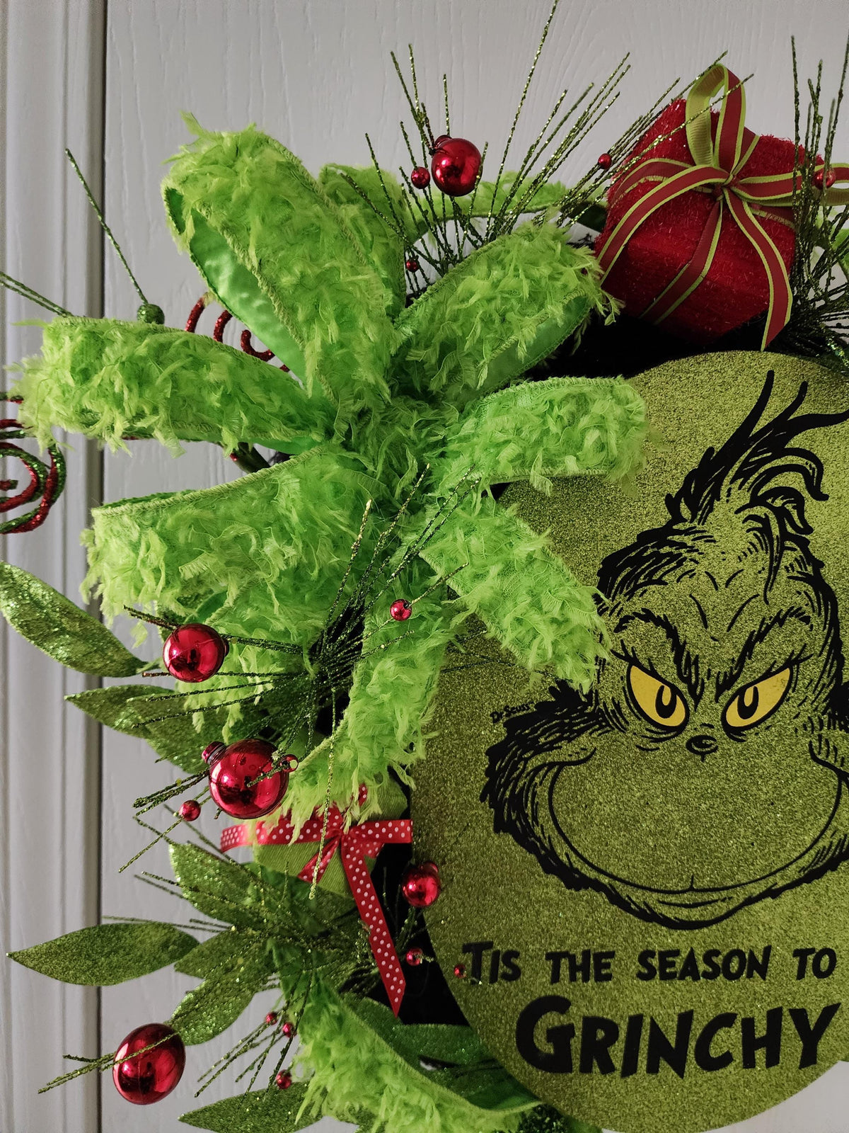 Resting Holiday Face | Fun Christmas Wreath