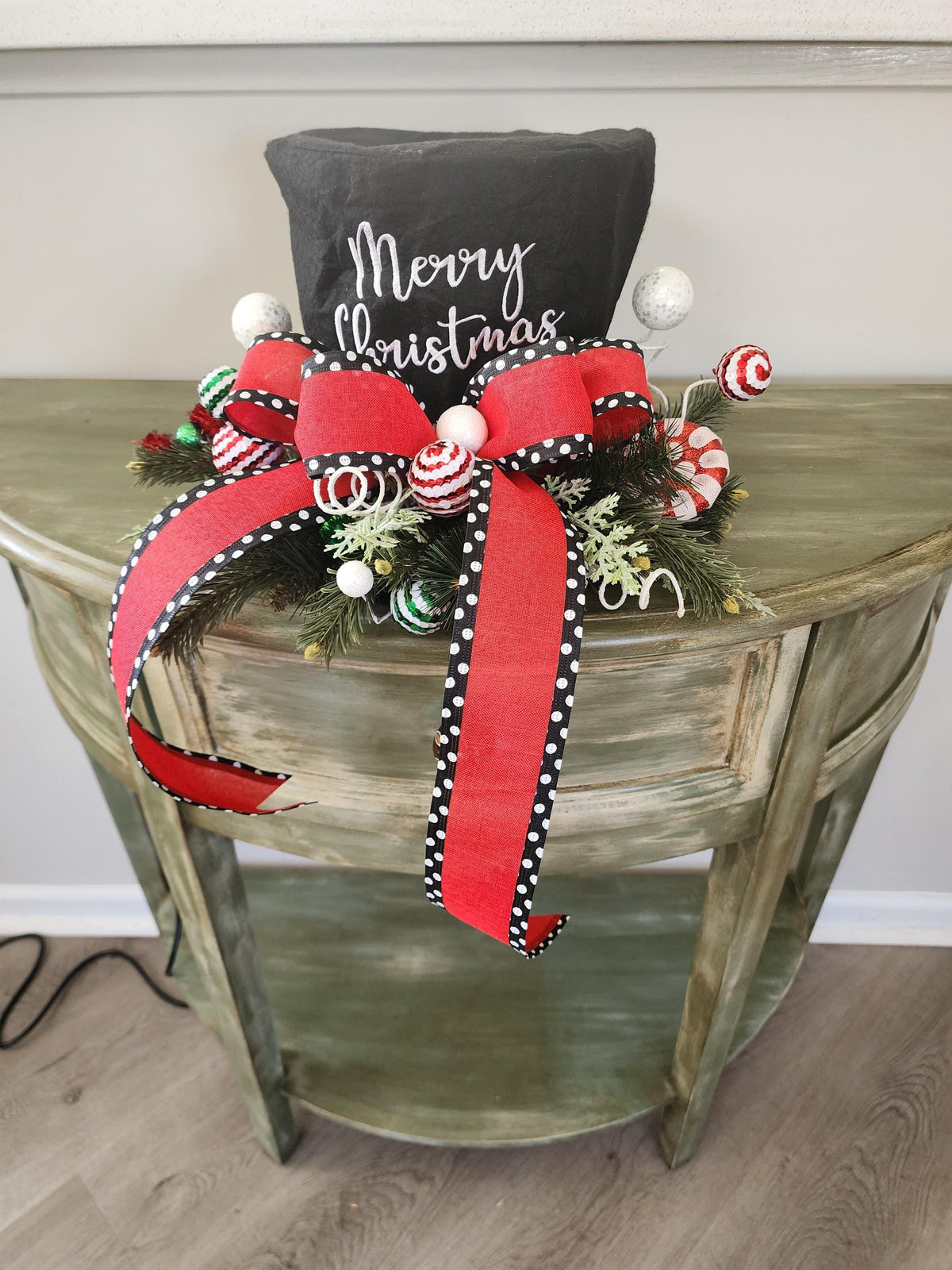 Merry Christmas Top Hat Tree Topper